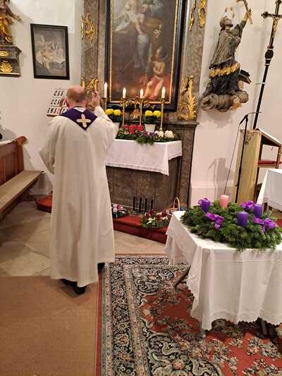 Adventkranzsegnung in Föllim