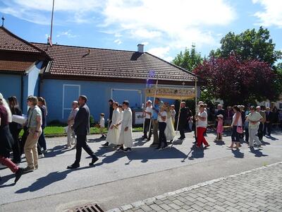 Feier des Fronleichnamsfestes in Ameis