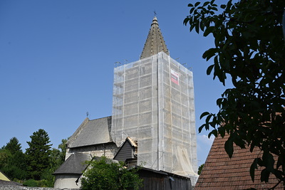 Baunetz montiert - Arbeiten begonnen