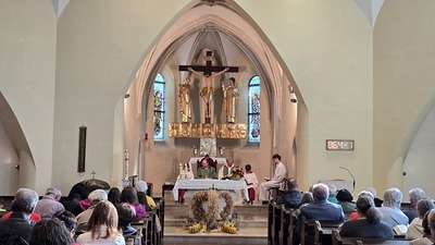 Heilige Messe mit Weihbischof Turnovszky und Tiersegnung