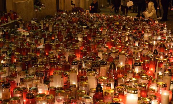 Bischöfe: Weiterhin zusammenstehen gegen Terror