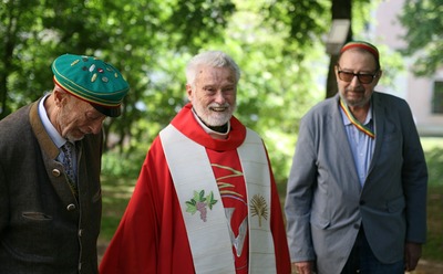 Gottesdienst und Pfarrfest in Asparn/Zaya
