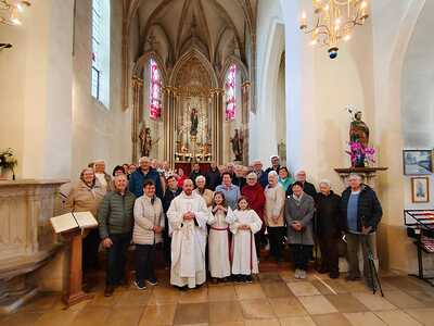 Pfarre Wenzersdorf feiert Gottesdienst in Maria Oberleis.