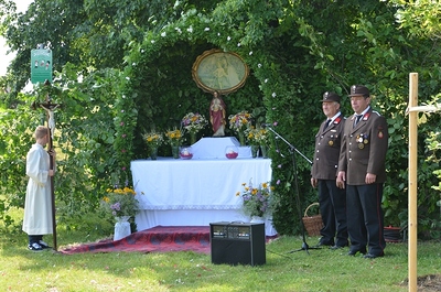 Hl. Messe und Fronleichnamsprozession