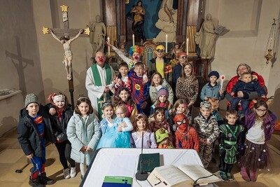 Kindermesse am Faschingssamstag