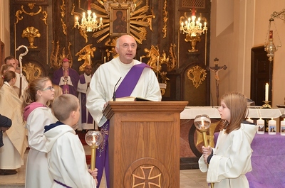 Eröffnungsgottesdienst - 1. Dezember 2016 - Pfarrkirche Asparn/Zaya