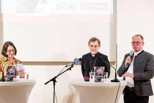 Buchpräsentation Für euch Bischof, mit euch Christ / Erzdiözese Wien/ Schönlaub, Stephan Schönlaub Buchpräsentation Für euch Bischof, mit euch Christ