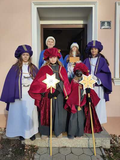 Festmesse mit den Sternsingern