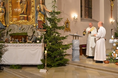 Heiliger Abend - Feier mit Pater Roger