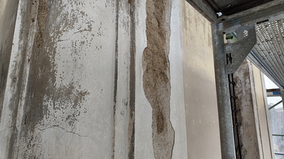 Hochdruckreinigung der Fassade