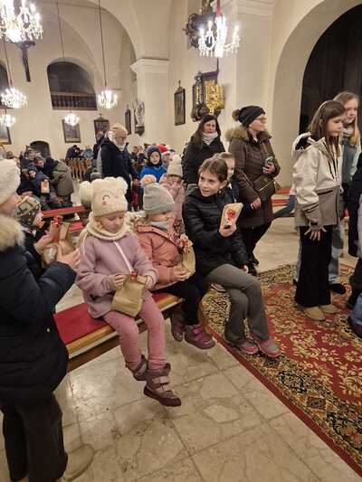 Familienmesse mit Nikolofeier