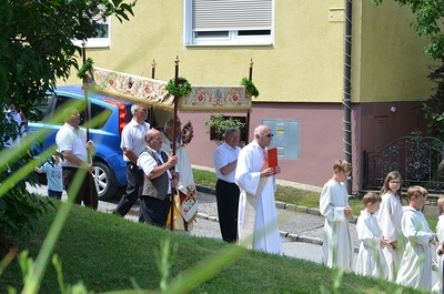 Hl. Messe und Fronleichnamsprozession