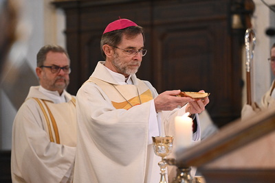 Erzbischof Grünwidl feierte Festmesse im Vikariat Nord