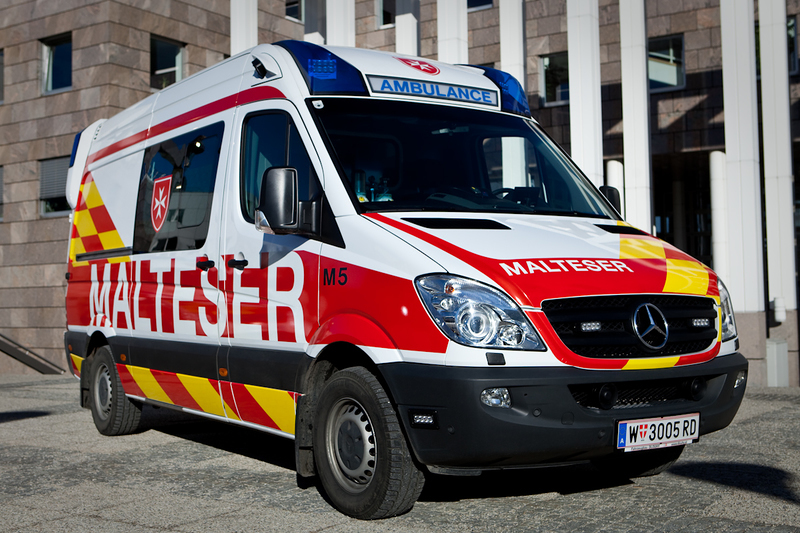Neues Fahrzeug des Malteser Hospitaldienstes