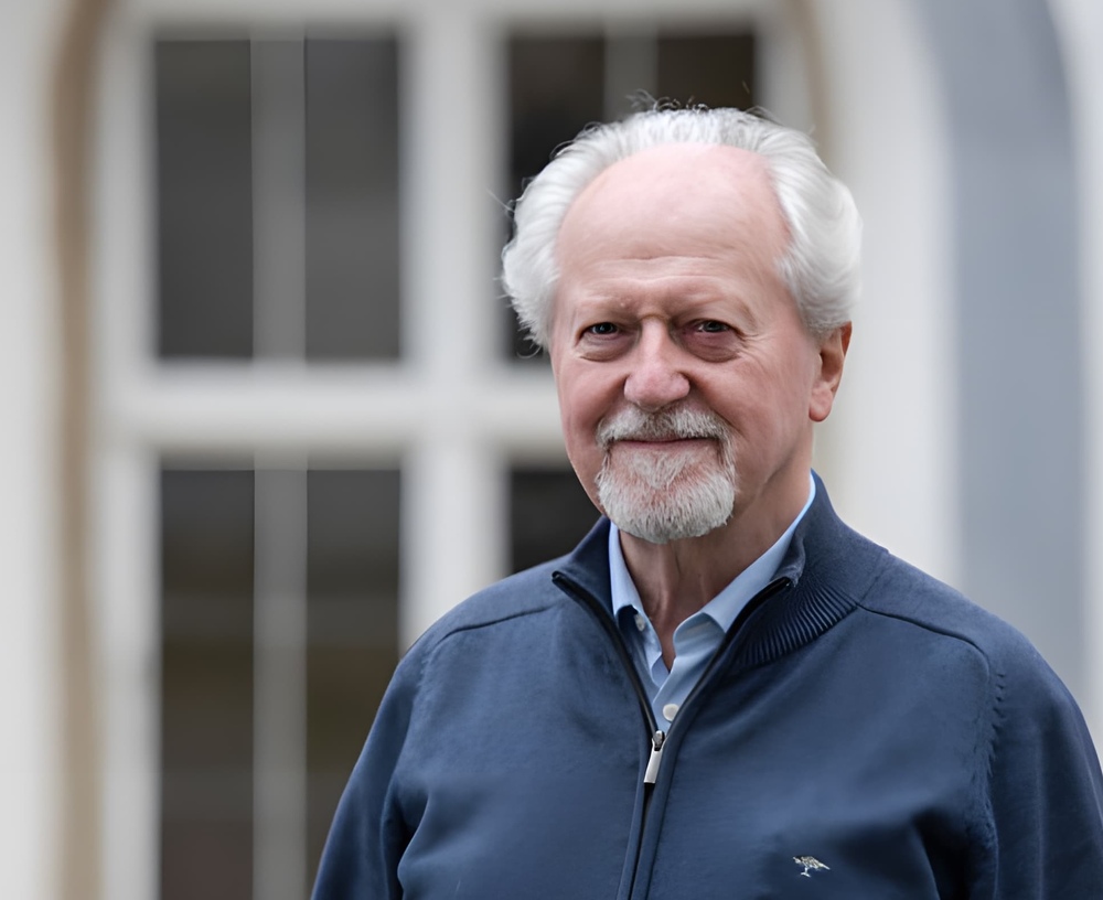 Diakon Dipl.-Ing. Josef Ruffer / Pfarre Maria Enzersdorf Diakon Dipl.-Ing. Josef Ruffer