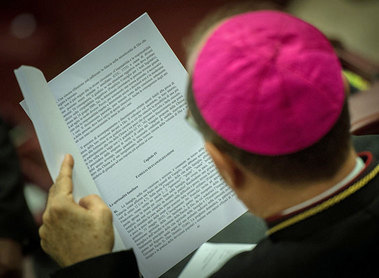 Kardinäle Baldisseri und Schönborn präsentieren Papstdokument