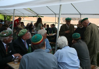 Gottesdienst und Pfarrfest in Asparn/Zaya