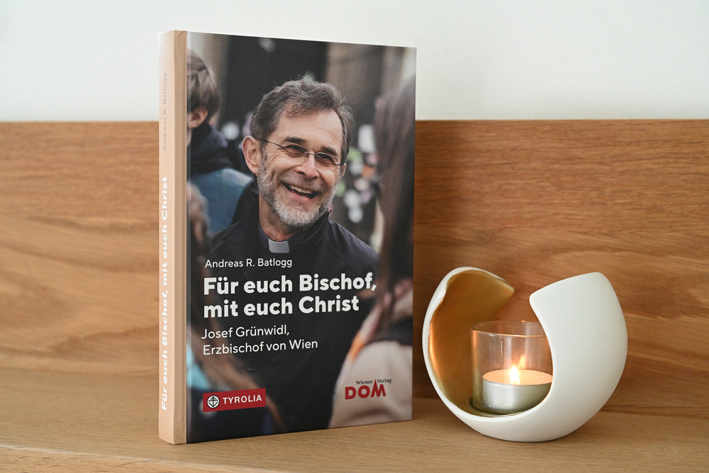 Buch über Erzbischof Josef Grünwidl / www.markus-goestl.at, Markus Goestl