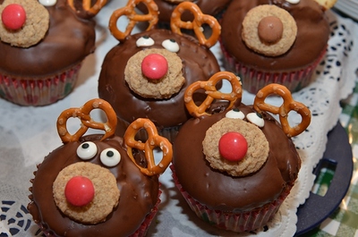 Pfarrkaffee im Gemeindesaal