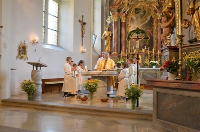 Hl. Messe und Fronleichnamsprozession