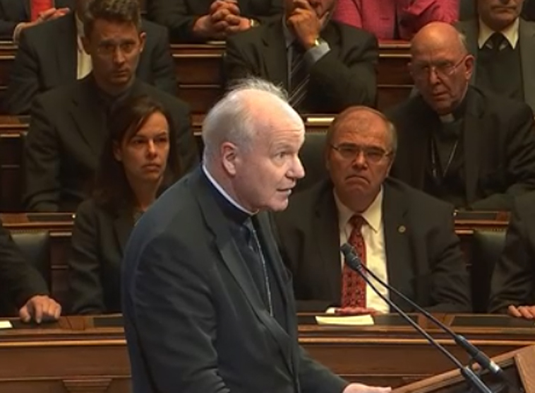 Geste der Verantwortung im Parlament