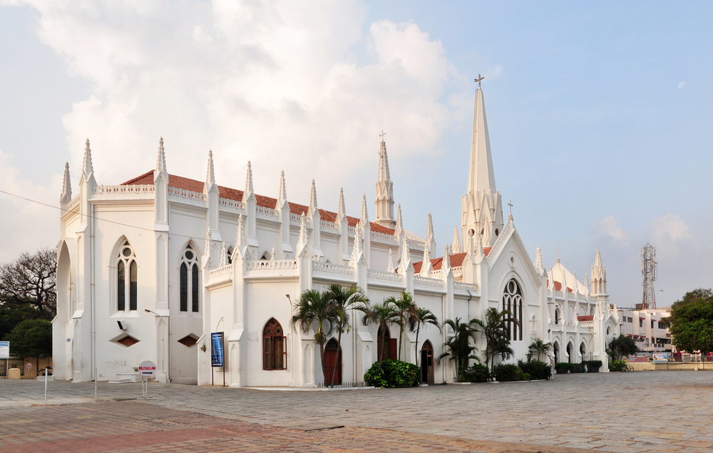 St. Thomas Basilika in Chennai Indien. Sie wurde im 16. Jahrhundert von den Portugiesen über dem Grab des Apostel Thomas gebaut. 