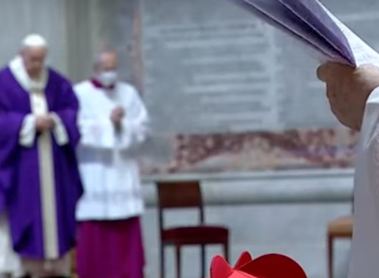 Papst bei Messe im Petersdom: Im Advent die Nähe Gottes erkennen