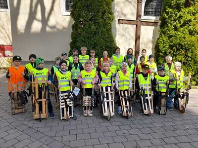 Ratscher unterwegs in der Pfarre Asparn