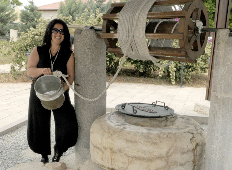 Frauenfeindlicher Paulus? Die Zahl seiner wichtigen Mitarbeiterinnen spricht dagegen. Eine von ihnen nannte er sogar ”Apostelin“.