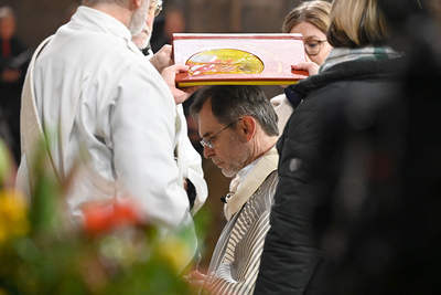 Bischofsweihe und Amtseinführung im Stephansdom