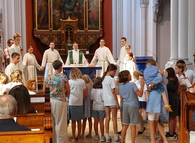 Familienmese / E. Wagner