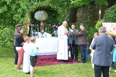 Fronleichnamsmesse und Prozession