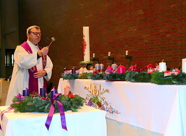 Adventkranzsegnung in Unterheiligenstadt