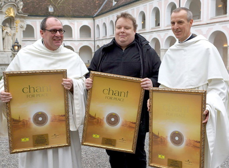 Übergab der Gold-CD`s