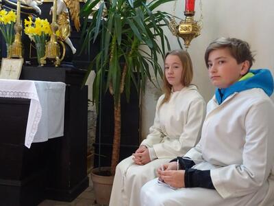 Osterhochamt in der Kirche Ameis