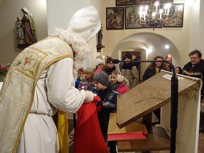 Hl. Nikolaus besuchte die Pfarrgemeinde Ameis