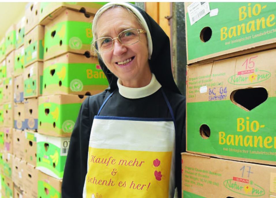Die Amstettner Franziskanerin Sr. Cornelia Waldbauer hat dieser Tage eine neue Lebensmittelsammeltaktion gestartet.