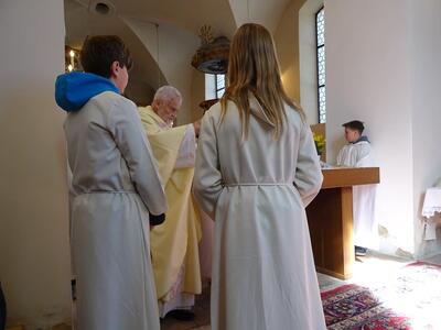 Osterhochamt in der Kirche Ameis