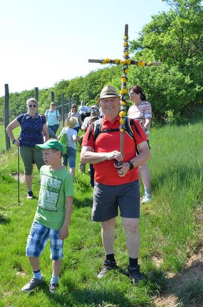Pfarrverbandsmaiandacht bei der Gnadendorfer Bildeiche