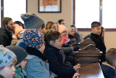 Krippenandacht in der Kapelle in Zwentendorf