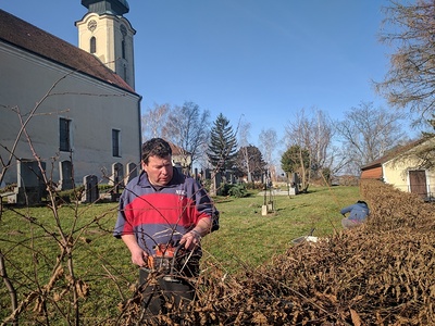 Für ein sauberes Ortsbild sorgten rund 50 Bürgerinnen und Bürger