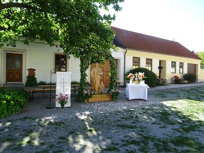 Feier des Fronleichnamsfestes in Ameis