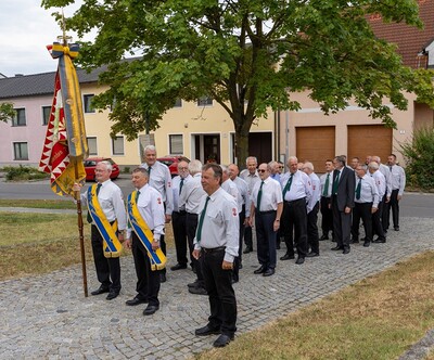 Pfarre Harmannsdorf, Messe/Kranzniederlegung/Agape