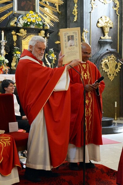 Gottesdienst und Pfarrfest in Asparn/Zaya