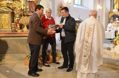 Verabschiedung der ausgeschiedenen PGR und Begrüßung der neuen Pfarrgemeinderäte