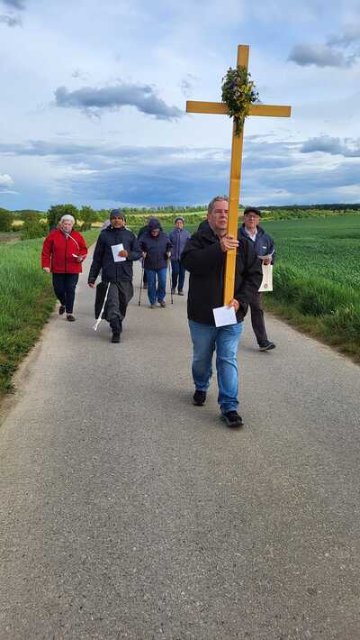 Bittgang in Asparn/Zaya