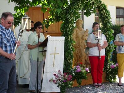 Feier des Fronleichnamsfestes in Ameis