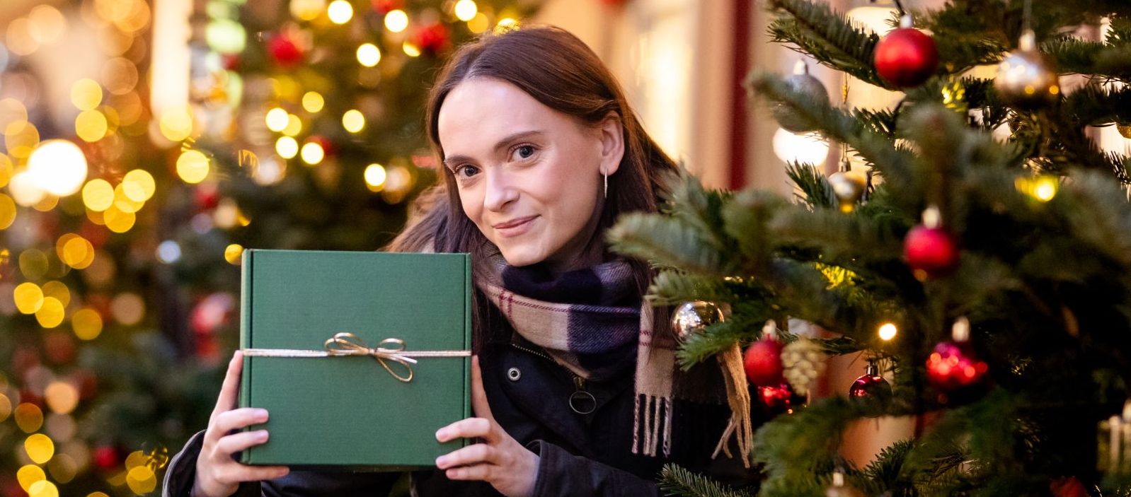 Geschenkbox / Erzdiözese Wien / Stephan Schönlaub