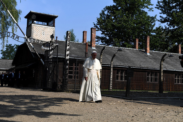 Papstsager über 'Konzentrationslager': Kritik und Klarstellung
