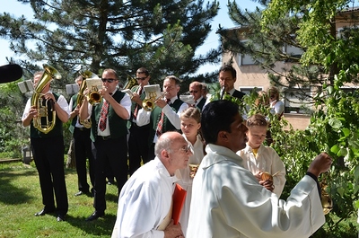 Festgottesdienst und Fronleichnamsprozession